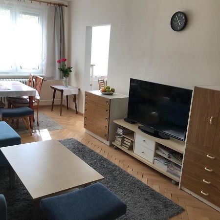 דולני קובין Sunny Appartment By The River מראה חיצוני תמונה