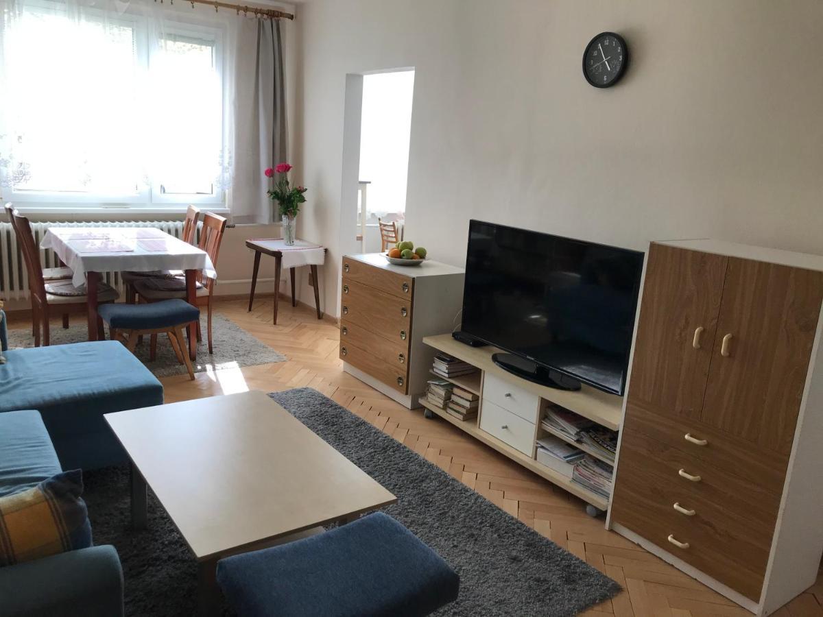 דולני קובין Sunny Appartment By The River מראה חיצוני תמונה